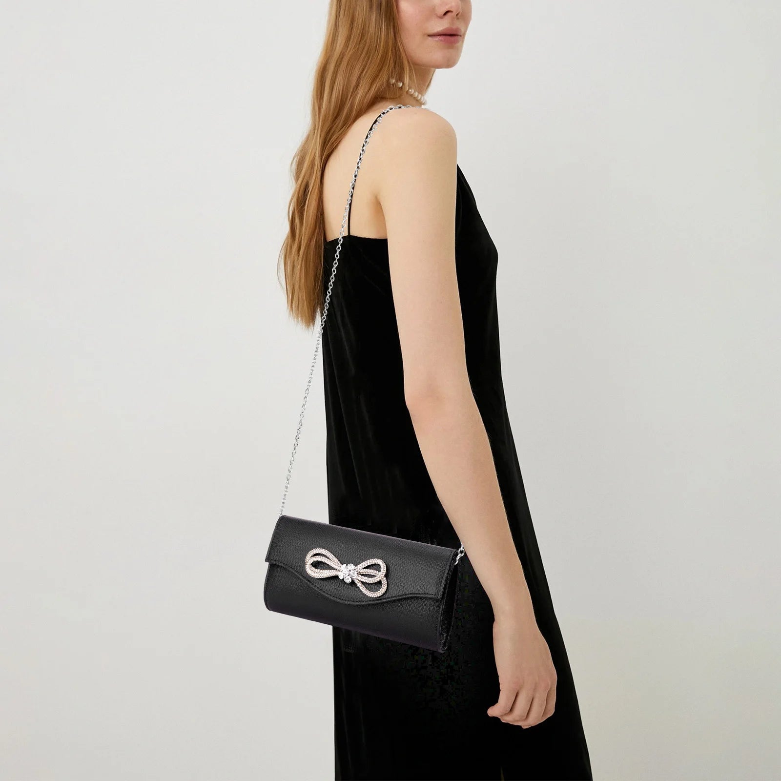 Free shipping!!!PU Leather & Polyester Easy Matching Clutch BagLovely Jewelry with chain & with rhinestone bowknot pattern