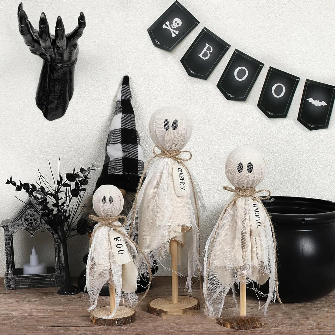 Ghost Wooden Stand Crafts Home Ambience Ornaments Spooky Wooden Decor for Indoor Shopping Centre