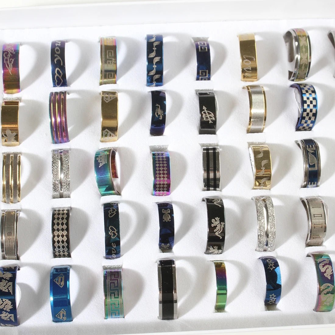 50Pcs/Lot Fashion Sparkling Multicolor Shells Stainless Steel Rings For Women Men Mix Style Wedding Party Finger Jewelry